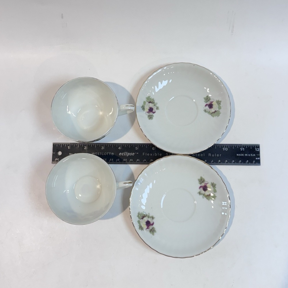 Vintage Teacup & Saucer Set Pair of 2 Purple Pansy Floral w Gold Trim Japan - Picture 9 of 9